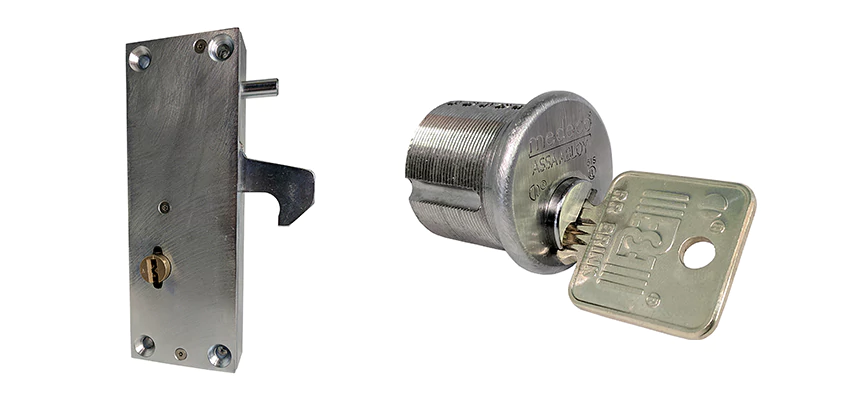 RR Fence Gates Brink Locks Repair in Eastvale, California